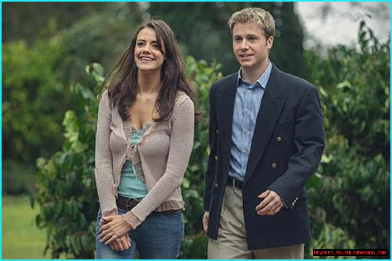 Are Clarke And Bellamy Dating In Real Life? Uncovering The Truth